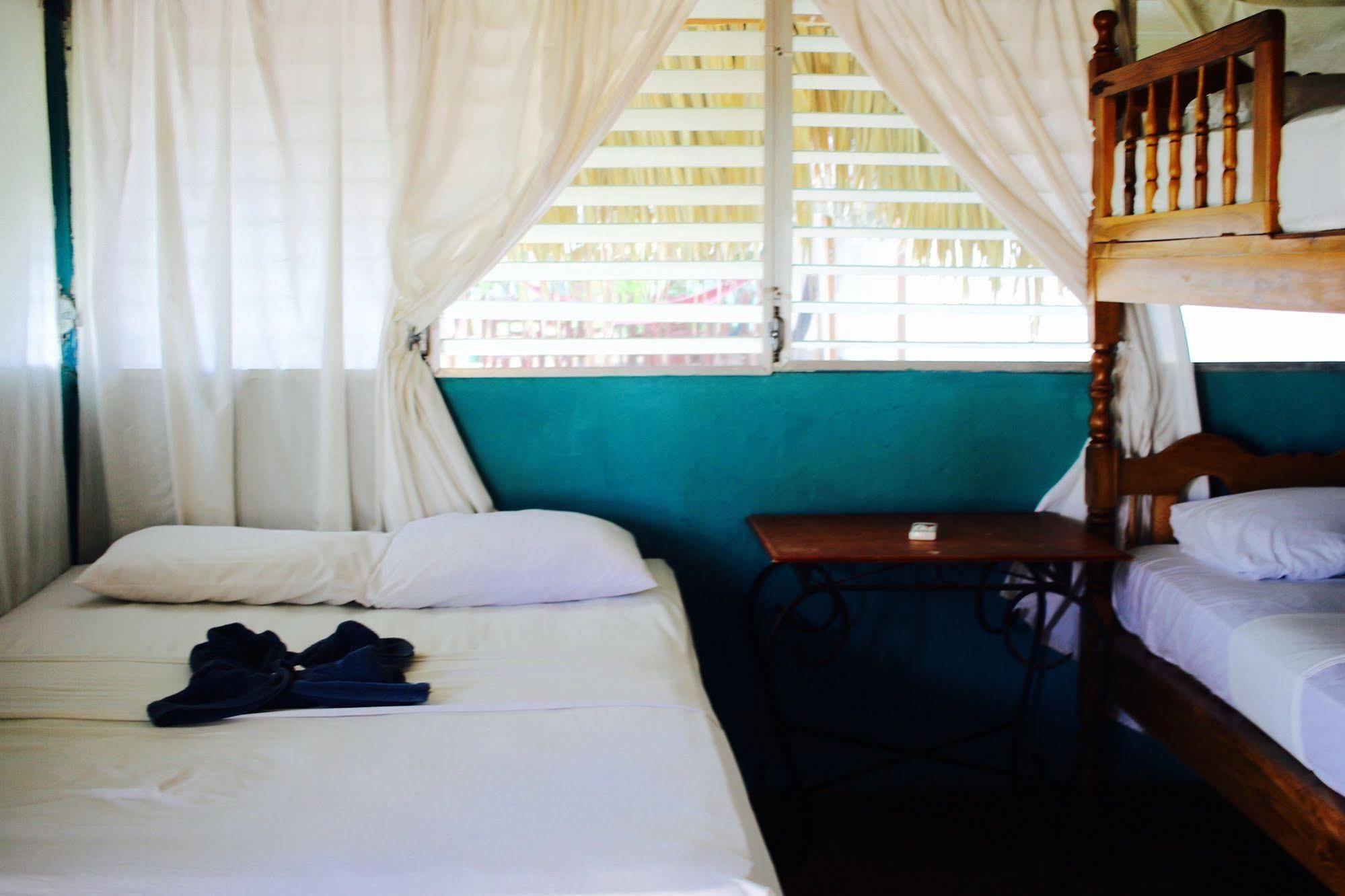 Hotel Azul Surf Club El Cuco Esterno foto
